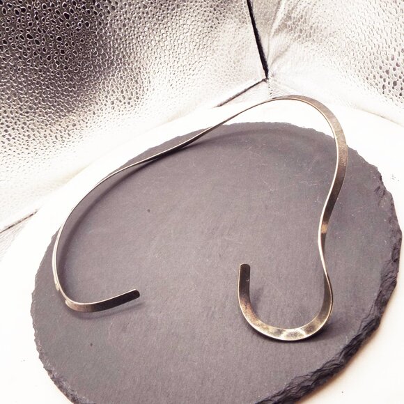 ARCHITECTURAL MID CENTURY SCULPTURAL 925 NECK WIRE Jewelry - MID CENTURY MODERN STERLING SCULPTURAL ONE OF A KIND CHOKER NECKWIRE NECKLACE B1